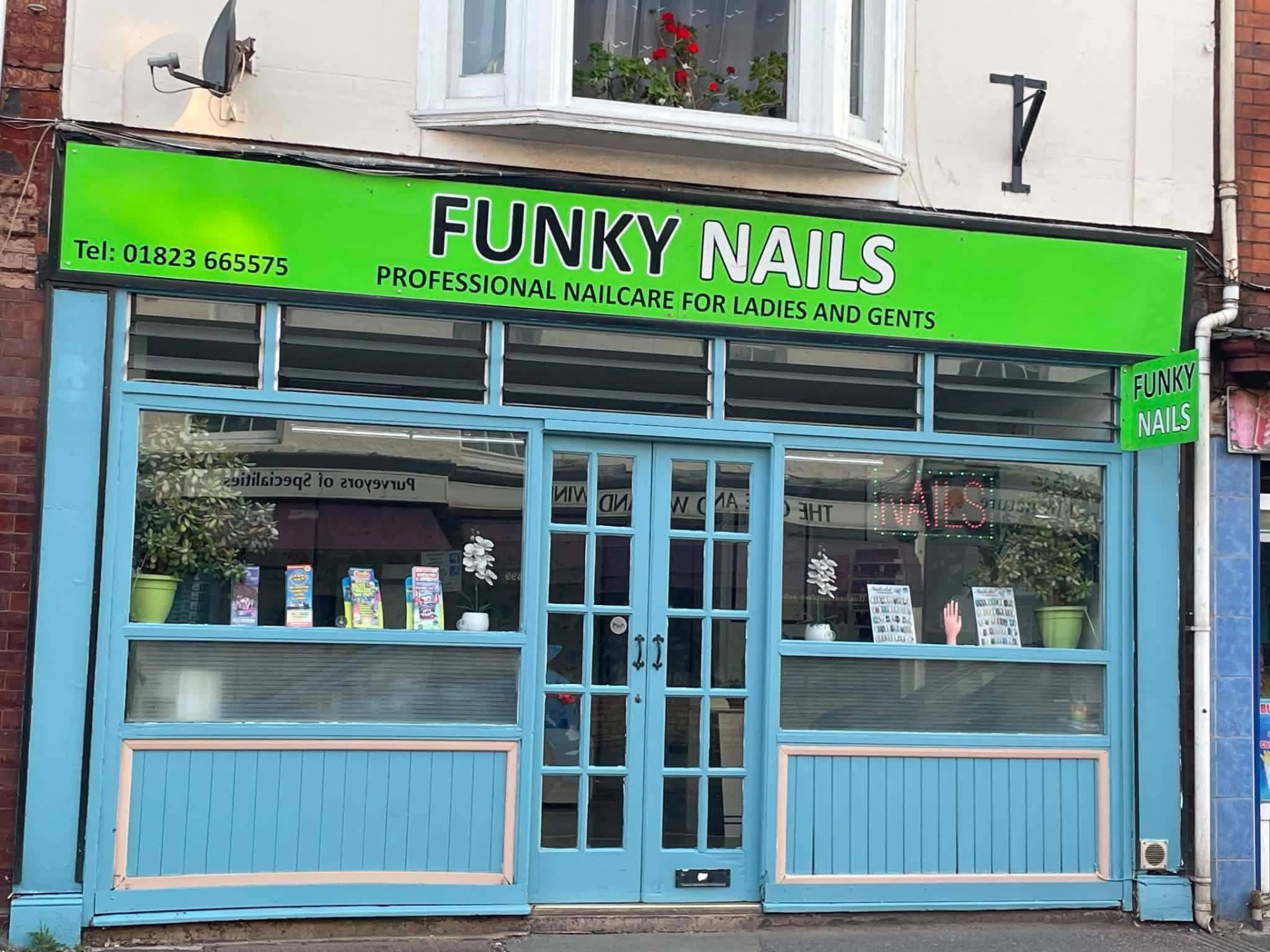 Funky Nails shopfront on South Street